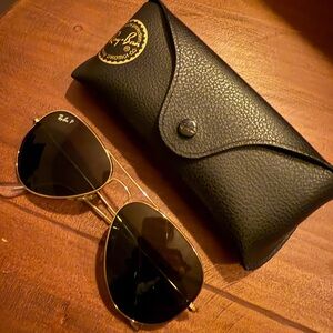Ray-Ban Aviator Sunglasses Polished Gold